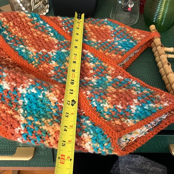 Crochet Bag With Wooden Handle Handcrafted - Picture 9 of 11